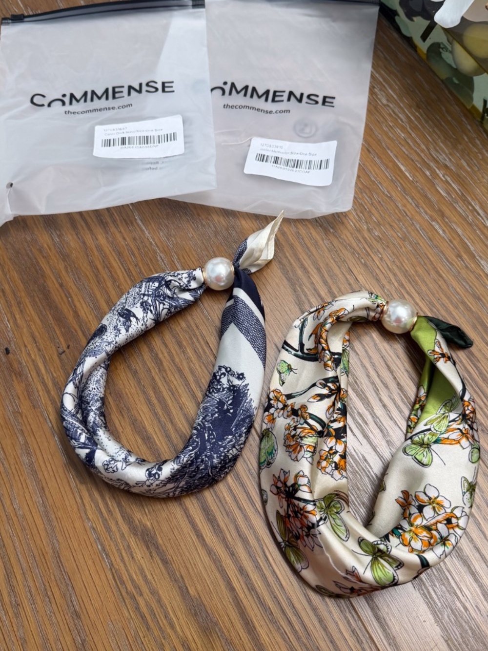 Commense Pearl Buckle Closure Printed Scarfs